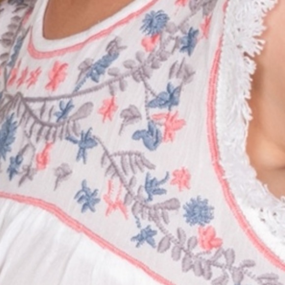 SALE!!! BOHO INSPIRED TOP - Picture 4 of 4